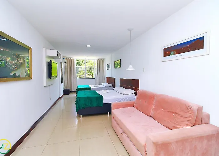 Studio reformado para 5 pessoas em Copacabana!